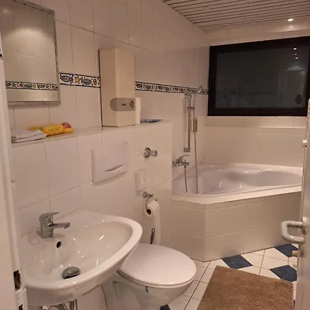 Apartamento Wunderschöne In Bockum Nahe Düsseldorf Duisburg Essen