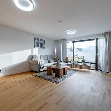 Schoene In Der Naehe Von Duesseldorf Und Duisburg Appartement