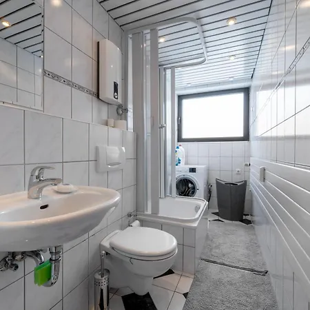 Appartement Schoene In Der Naehe Von Duesseldorf Und Duisburg