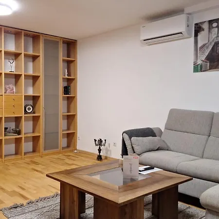 Schoene In Der Naehe Von Duesseldorf Und Duisburg Apartman *