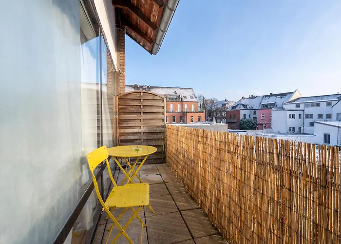 Appartement Schoene In Der Naehe Von Duesseldorf Und Duisburg *